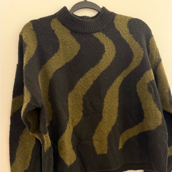 Sweater dynamite - Picture 2 of 3